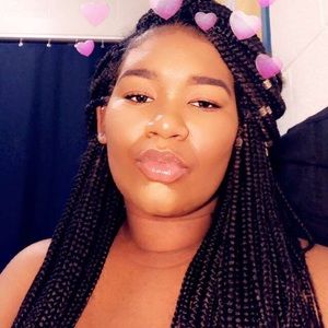 Meet your Posher, Deonna